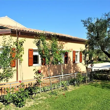 La Nel Prato Sul Mare San Costanzo