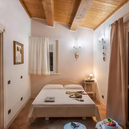 La Nel Prato Sul Mare * San Costanzo